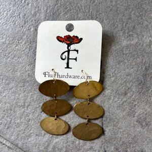 Fluff hardware earrings